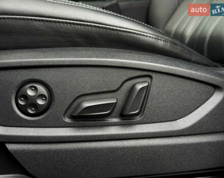 Серый Ауди Ку 5, объемом двигателя 1.98 л и пробегом 10 тыс. км за 42000 $, фото 17 на Automoto.ua