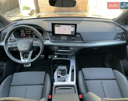 Серый Ауди Ку 5, объемом двигателя 1.97 л и пробегом 51 тыс. км за 55500 $, фото 26 на Automoto.ua