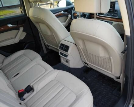 Серый Ауди Ку 5, объемом двигателя 2 л и пробегом 67 тыс. км за 27000 $, фото 14 на Automoto.ua