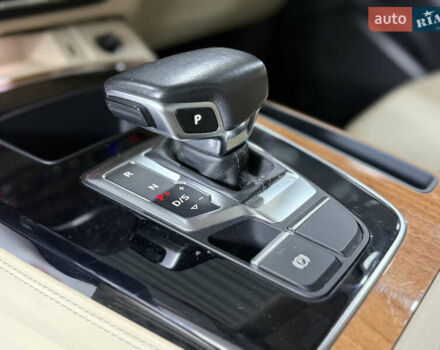 Серый Ауди Ку 5, объемом двигателя 1.98 л и пробегом 3 тыс. км за 34700 $, фото 41 на Automoto.ua