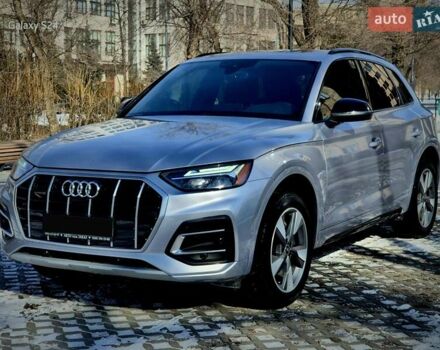 Серый Ауди Ку 5, объемом двигателя 1.98 л и пробегом 21 тыс. км за 38100 $, фото 3 на Automoto.ua