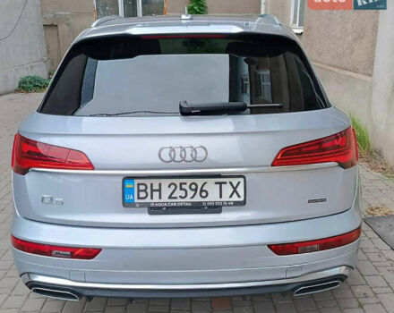 Серый Ауди Ку 5, объемом двигателя 1.98 л и пробегом 25 тыс. км за 36500 $, фото 2 на Automoto.ua