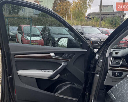 Серый Ауди Ку 5, объемом двигателя 1.98 л и пробегом 41 тыс. км за 37999 $, фото 18 на Automoto.ua