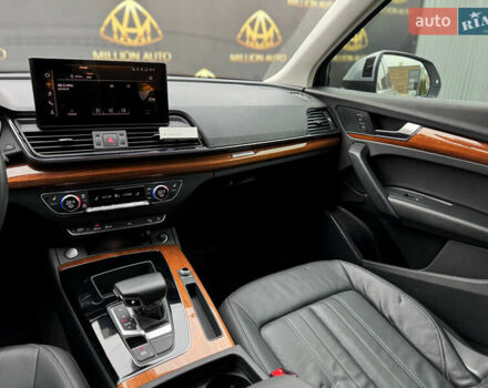 Серый Ауди Ку 5, объемом двигателя 1.98 л и пробегом 10 тыс. км за 42000 $, фото 21 на Automoto.ua