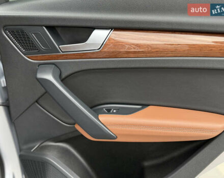 Сірий Ауді Ку 5, об'ємом двигуна 2 л та пробігом 23 тис. км за 39900 $, фото 132 на Automoto.ua