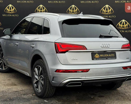 Серый Ауди Ку 5, объемом двигателя 1.98 л и пробегом 10 тыс. км за 42000 $, фото 7 на Automoto.ua