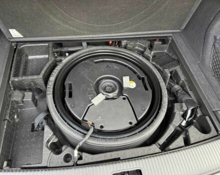 Серый Ауди Ку 5, объемом двигателя 2 л и пробегом 51 тыс. км за 37300 $, фото 16 на Automoto.ua