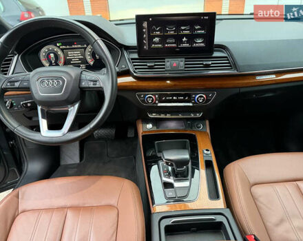 Серый Ауди Ку 5, объемом двигателя 1.98 л и пробегом 67 тыс. км за 40500 $, фото 14 на Automoto.ua