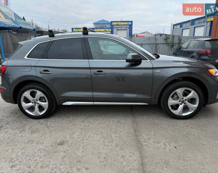 Серый Ауди Ку 5, объемом двигателя 1.98 л и пробегом 67 тыс. км за 40500 $, фото 4 на Automoto.ua