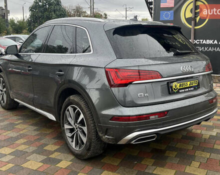 Серый Ауди Ку 5, объемом двигателя 1.98 л и пробегом 41 тыс. км за 37999 $, фото 4 на Automoto.ua