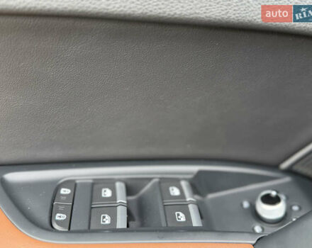 Сірий Ауді Ку 5, об'ємом двигуна 2 л та пробігом 23 тис. км за 39900 $, фото 78 на Automoto.ua