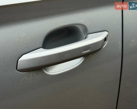 Серый Ауди Ку 5, объемом двигателя 1.98 л и пробегом 10 тыс. км за 42000 $, фото 8 на Automoto.ua