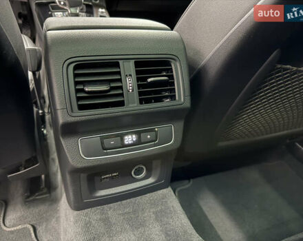 Сірий Ауді Ку 5, об'ємом двигуна 1.98 л та пробігом 494 тис. км за 42900 $, фото 15 на Automoto.ua