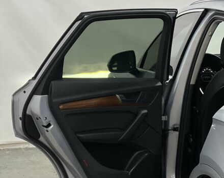 Серый Ауди Ку 5, объемом двигателя 1.98 л и пробегом 18 тыс. км за 34700 $, фото 49 на Automoto.ua