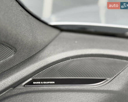 Сірий Ауді Ку 5, об'ємом двигуна 2 л та пробігом 23 тис. км за 39900 $, фото 124 на Automoto.ua