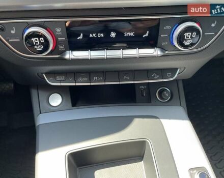 Ауди Ку 5 2022 в Киеве на Automoto.ua Серый Ауди Ку 5, объемом двигателя 1.97 л и пробегом 30 тыс. км за 55500 $, фото 27 на Automoto.ua