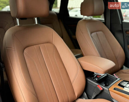 Сірий Ауді Ку 5, об'ємом двигуна 2 л та пробігом 23 тис. км за 39900 $, фото 127 на Automoto.ua