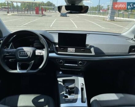 Ауди Ку 5 2022 в Киеве на Automoto.ua Серый Ауди Ку 5, объемом двигателя 1.97 л и пробегом 30 тыс. км за 55500 $, фото 16 на Automoto.ua