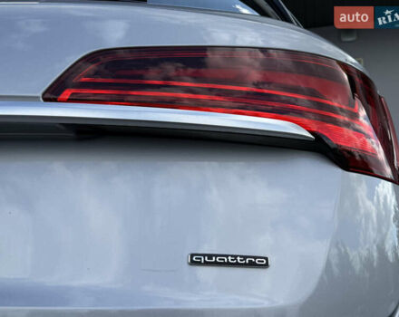 Сірий Ауді Ку 5, об'ємом двигуна 2 л та пробігом 23 тис. км за 39900 $, фото 57 на Automoto.ua