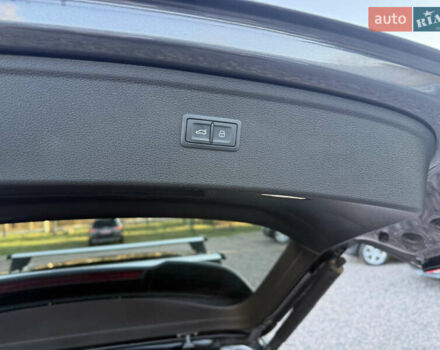 Серый Ауди Ку 5, объемом двигателя 1.98 л и пробегом 56 тыс. км за 37000 $, фото 24 на Automoto.ua