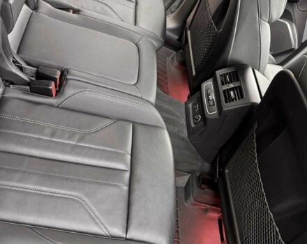 Серый Ауди Ку 5, объемом двигателя 2 л и пробегом 30 тыс. км за 23500 $, фото 20 на Automoto.ua