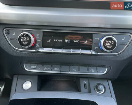 Серый Ауди Ку 5, объемом двигателя 1.97 л и пробегом 51 тыс. км за 55500 $, фото 24 на Automoto.ua