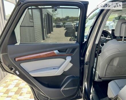 Серый Ауди Ку 5, объемом двигателя 1.98 л и пробегом 33 тыс. км за 44900 $, фото 28 на Automoto.ua