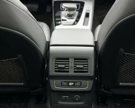 Серый Ауди Ку 5, объемом двигателя 2 л и пробегом 46 тыс. км за 33900 $, фото 37 на Automoto.ua