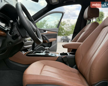 Сірий Ауді Ку 5, об'ємом двигуна 2 л та пробігом 23 тис. км за 39900 $, фото 84 на Automoto.ua