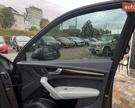 Серый Ауди Ку 5, объемом двигателя 1.98 л и пробегом 41 тыс. км за 37999 $, фото 23 на Automoto.ua