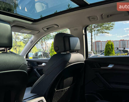 Серый Ауди Ку 5, объемом двигателя 2 л и пробегом 4 тыс. км за 57999 $, фото 17 на Automoto.ua