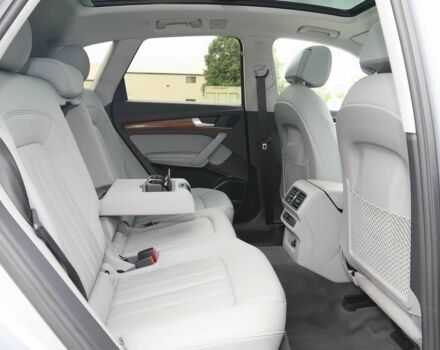 Серый Ауди Ку 5, объемом двигателя 2 л и пробегом 26 тыс. км за 20000 $, фото 10 на Automoto.ua