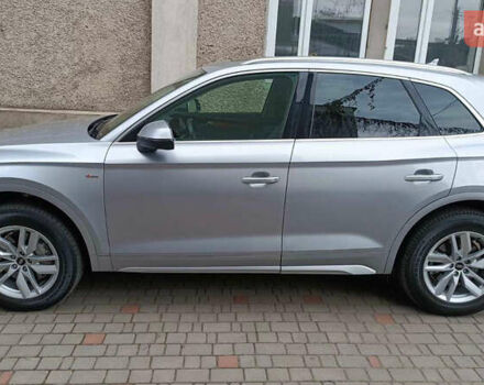 Серый Ауди Ку 5, объемом двигателя 1.98 л и пробегом 25 тыс. км за 36500 $, фото 1 на Automoto.ua