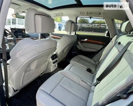 Серый Ауди Ку 5, объемом двигателя 1.98 л и пробегом 33 тыс. км за 44900 $, фото 40 на Automoto.ua