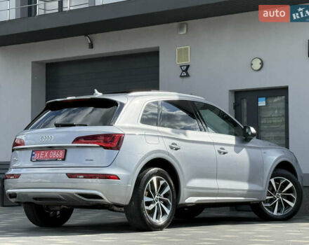 Сірий Ауді Ку 5, об'ємом двигуна 2 л та пробігом 23 тис. км за 39900 $, фото 43 на Automoto.ua