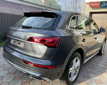 Серый Ауди Ку 5, объемом двигателя 1.97 л и пробегом 51 тыс. км за 55500 $, фото 30 на Automoto.ua