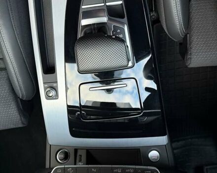 Серый Ауди Ку 5, объемом двигателя 1.97 л и пробегом 35 тыс. км за 59990 $, фото 33 на Automoto.ua