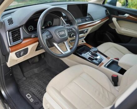 Серый Ауди Ку 5, объемом двигателя 2 л и пробегом 67 тыс. км за 27000 $, фото 22 на Automoto.ua