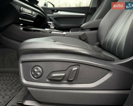 Серый Ауди Ку 5, объемом двигателя 2 л и пробегом 46 тыс. км за 33900 $, фото 29 на Automoto.ua