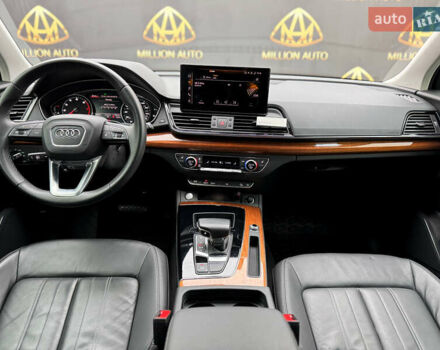 Серый Ауди Ку 5, объемом двигателя 1.98 л и пробегом 10 тыс. км за 42000 $, фото 20 на Automoto.ua