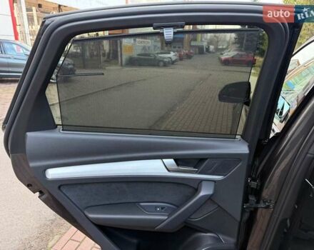 Серый Ауди Ку 5, объемом двигателя 1.97 л и пробегом 35 тыс. км за 59990 $, фото 26 на Automoto.ua