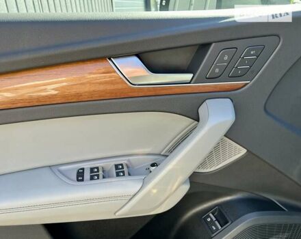 Серый Ауди Ку 5, объемом двигателя 1.98 л и пробегом 33 тыс. км за 44900 $, фото 20 на Automoto.ua