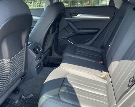 Ауди Ку 5 2022 в Киеве на Automoto.ua Серый Ауди Ку 5, объемом двигателя 1.97 л и пробегом 30 тыс. км за 55500 $, фото 13 на Automoto.ua