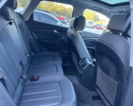 Серый Ауди Ку 5, объемом двигателя 2 л и пробегом 18 тыс. км за 14200 $, фото 10 на Automoto.ua