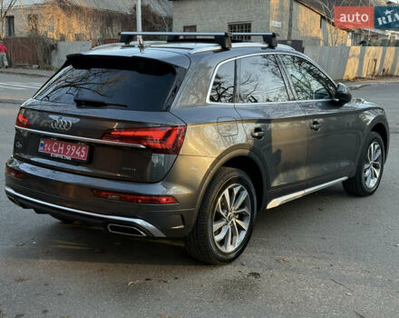 Серый Ауди Ку 5, объемом двигателя 1.98 л и пробегом 56 тыс. км за 37000 $, фото 4 на Automoto.ua