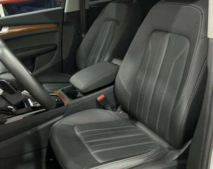 Серый Ауди Ку 5, объемом двигателя 1.98 л и пробегом 18 тыс. км за 34700 $, фото 24 на Automoto.ua