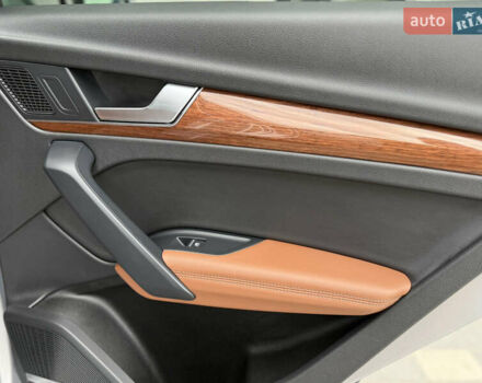 Сірий Ауді Ку 5, об'ємом двигуна 2 л та пробігом 23 тис. км за 39900 $, фото 133 на Automoto.ua