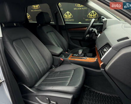 Серый Ауди Ку 5, объемом двигателя 1.98 л и пробегом 10 тыс. км за 42000 $, фото 13 на Automoto.ua