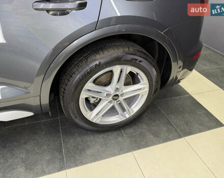 Сірий Ауді Ку 5, об'ємом двигуна 1.98 л та пробігом 1 тис. км за 59500 $, фото 11 на Automoto.ua