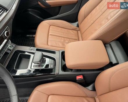 Серый Ауди Ку 5, объемом двигателя 2 л и пробегом 25 тыс. км за 38500 $, фото 8 на Automoto.ua